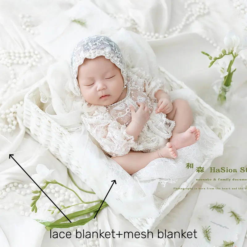 Lace Blanket + Mesh Blanket